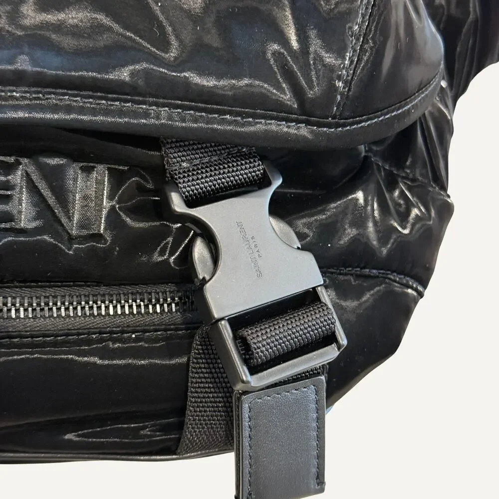 Saint Laurent item saint